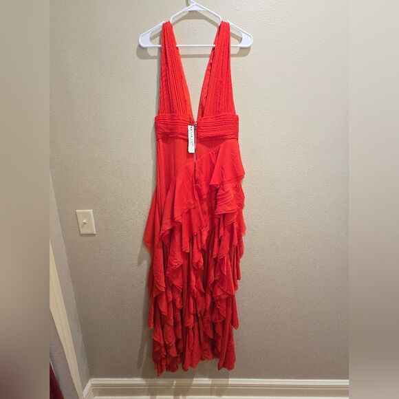 NWOT ALICE + OLIVIA Holly Low Neck Asymmetric Maxi Ruffle Dress Red Sz 6 - Picture 8 of 8
